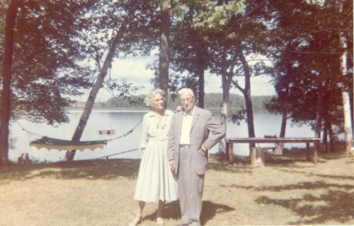 1960: Dennis and Hazel Smith after retirement